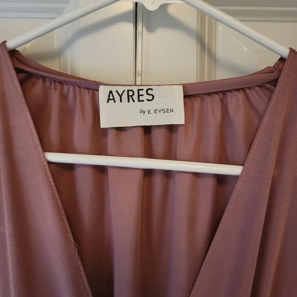 VINTAGE Lavender Wrap Dress with Pleated Skirt | Size 10 - Picture 5 of 12